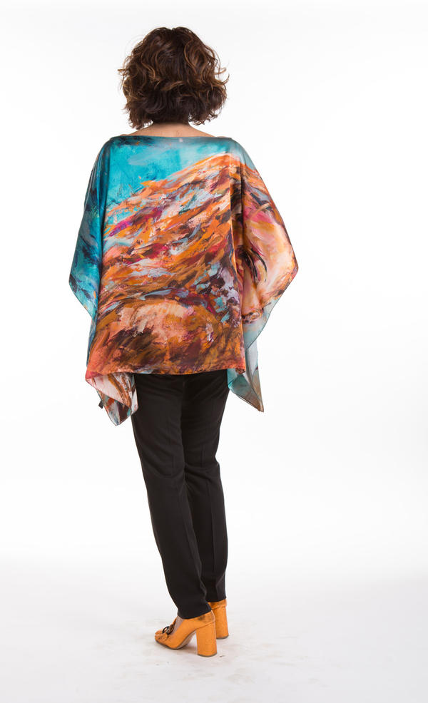 Poncho non guardarsi indietro - dietro - Opere da indossare - Milena Tortorelli
