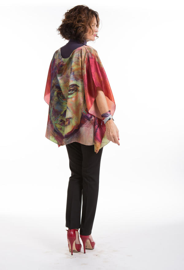 Poncho Valchiria laterale - Opere da Indossare - Milena Tortorelli